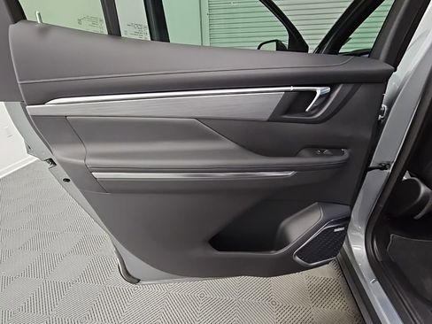 New 2026 Buick Enclave Preferred w/ Power Package image 36