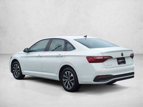 Used 2024 Volkswagen Jetta S image 8