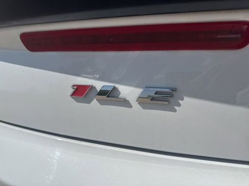 Used 2015 Chevrolet Camaro SS w/ SS Performance Package RWD image 9