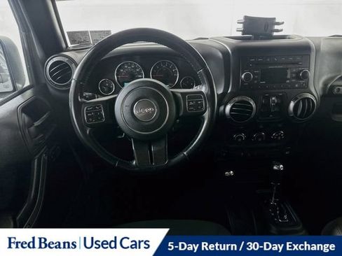 Used 2018 Jeep Wrangler Unlimited Sport S AWD/4WD image 24