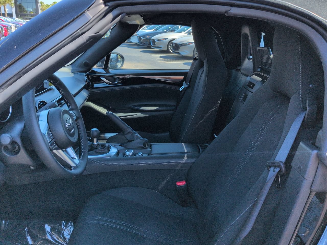 New 2026 MAZDA MX-5 Miata Club w/ Interior Package RWD image 13
