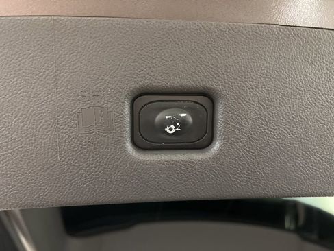 Used 2020 Lincoln Nautilus Reserve w/ Equipment Group 201A AWD/4WD image 33