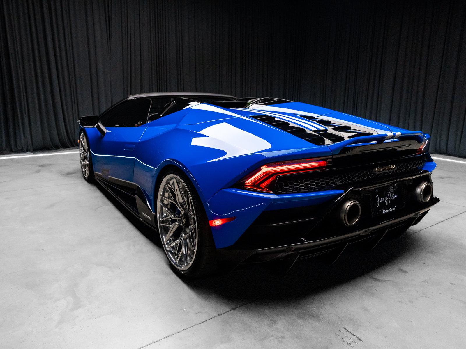 Used 2024 Lamborghini Huracan EVO AWD/4WD image 45