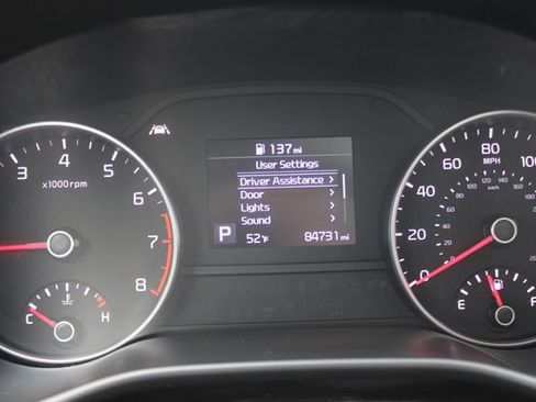 Used 2022 Kia Sportage EX AWD/4WD image 16