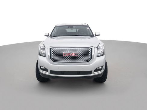 Used 2017 GMC Yukon Denali w/ Open Road Package image 2