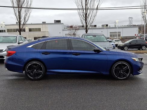 Used 2022 Honda Accord Sport image 7