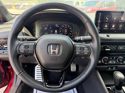 Used 2023 Honda Accord Sport image 19