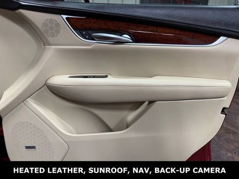 Used 2018 Cadillac XT5 Luxury w/ Driver Awareness Package FWD image 26