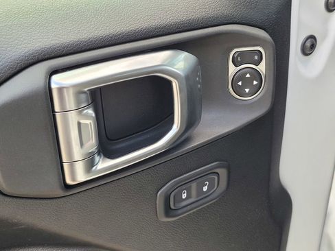 Used 2025 Jeep Wrangler Unlimited Rubicon 4xe w/ Safety Group image 16