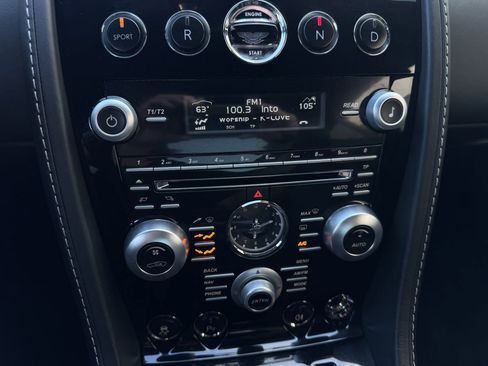 Used 2011 Aston Martin V8 Vantage S image 21