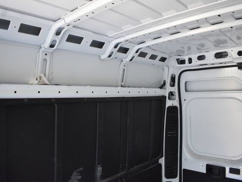 Used 2026 RAM ProMaster 2500 w/ Convenience Group FWD image 21