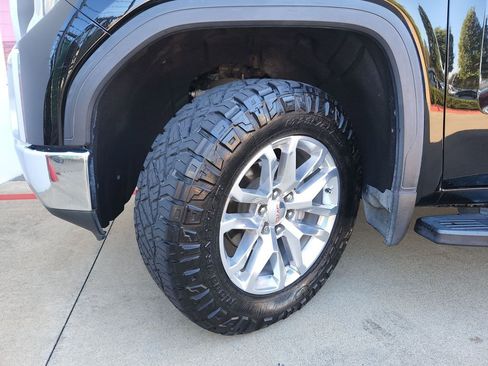 Used 2019 GMC Sierra 1500 SLT image 32