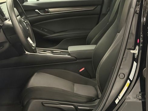 Used 2019 Honda Accord LX image 12