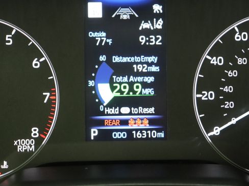 Used 2025 Toyota Corolla SE FWD image 36