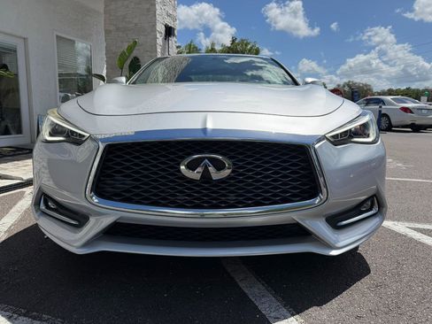 Used 2017 INFINITI Q60 3.0t w/ Premium Plus Package 3.0T image 4