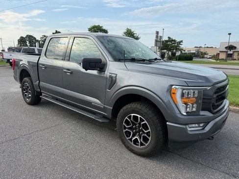 Used 2021 Ford F150 XLT w/ Equipment Group 302A High AWD/4WD image 4