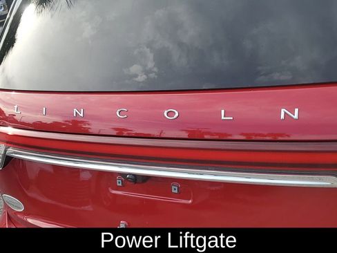 Used 2020 Lincoln Aviator Reserve image 7
