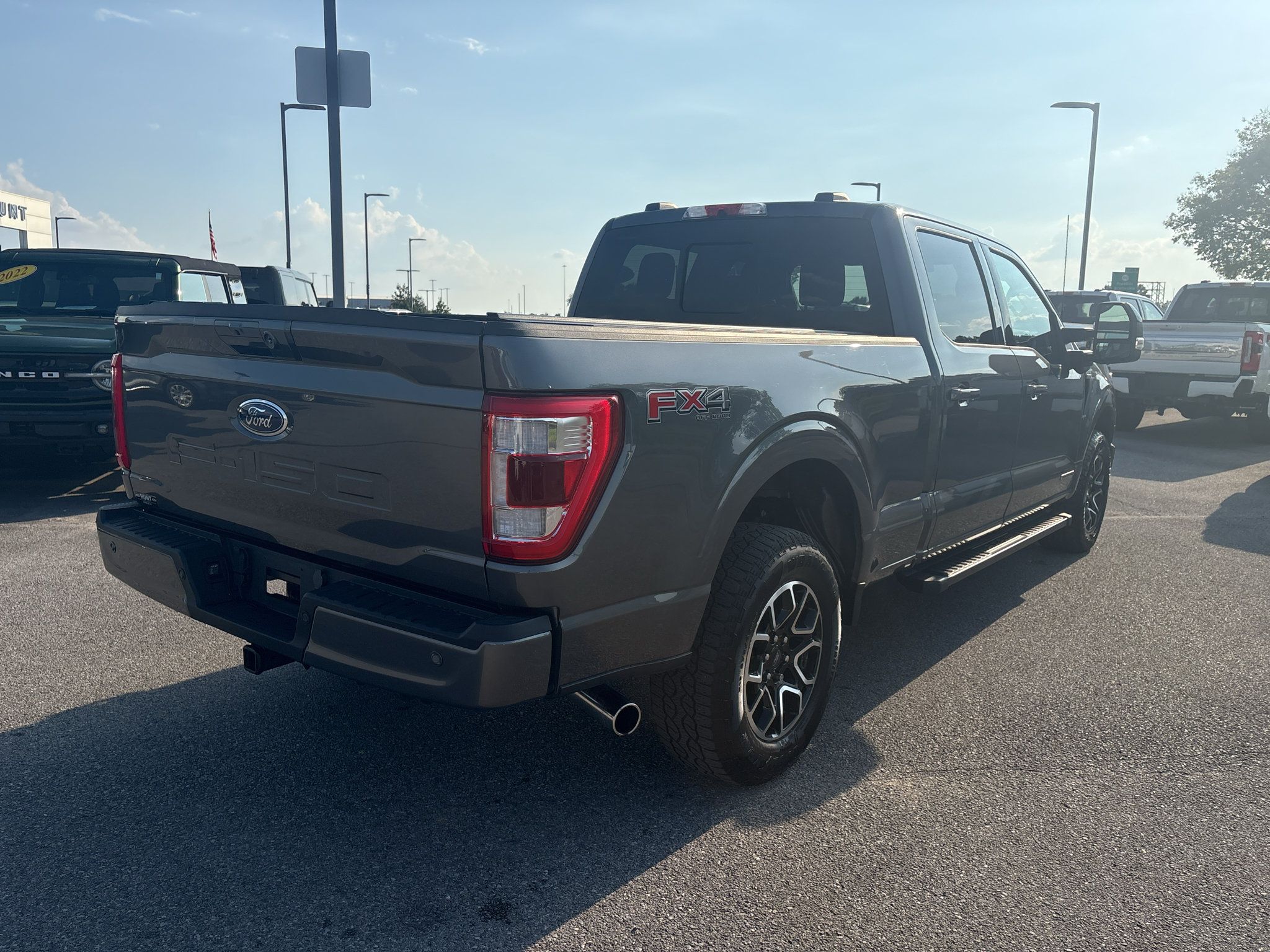 Used 2023 Ford F150 Lariat w/ Max Trailer Tow Package AWD/4WD image 5