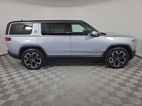 Used 2025 Rivian R1S Adventure AWD/4WD image 6