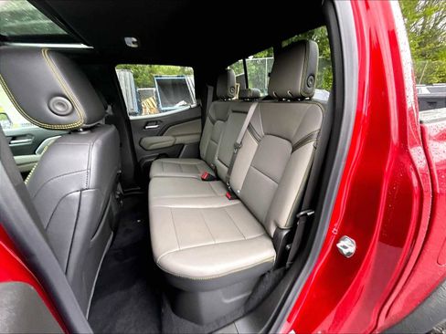 New 2025 Chevrolet Colorado ZR2 w/ Midnight Edition image 15