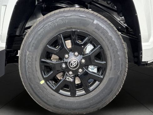 New 2026 Toyota Tacoma SR5 RWD image 31