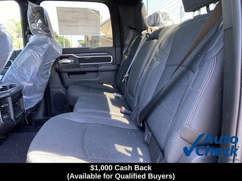 New 2026 RAM 2500 Big Horn AWD/4WD image 6