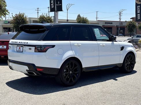 Used 2022 Land Rover Range Rover Sport HSE Silver Edition AWD/4WD image 3