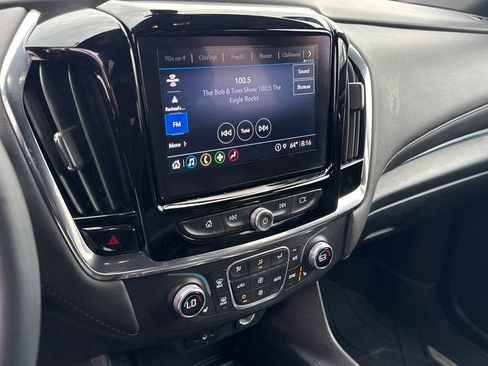 Used 2023 Chevrolet Traverse LT FWD image 21