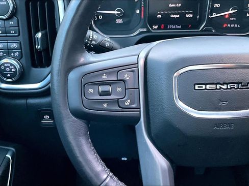 Used 2022 GMC Sierra 2500 Denali w/ Denali Ultimate Package image 23