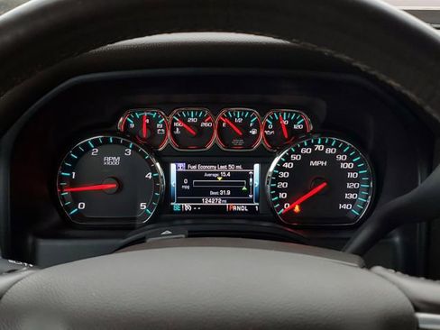 Used 2017 GMC Sierra 2500 SLT w/ Duramax Plus Package AWD/4WD image 29