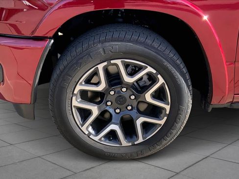 Used 2025 RAM 1500 Laramie w/ Laramie Southwest Edition image 9