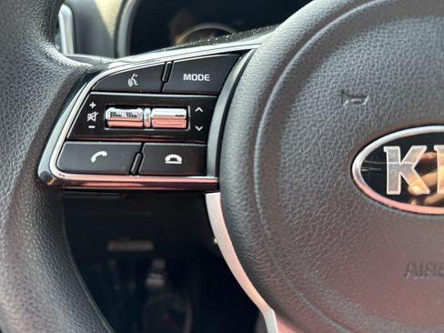 Used 2021 Kia Sportage LX AWD/4WD image 18