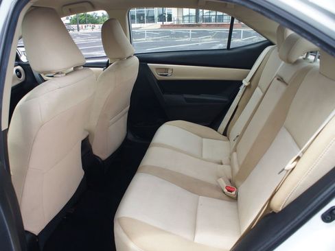 Used 2017 Toyota Corolla LE FWD image 11
