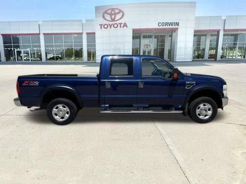 Used 2010 Ford F250 XLT AWD/4WD image 2