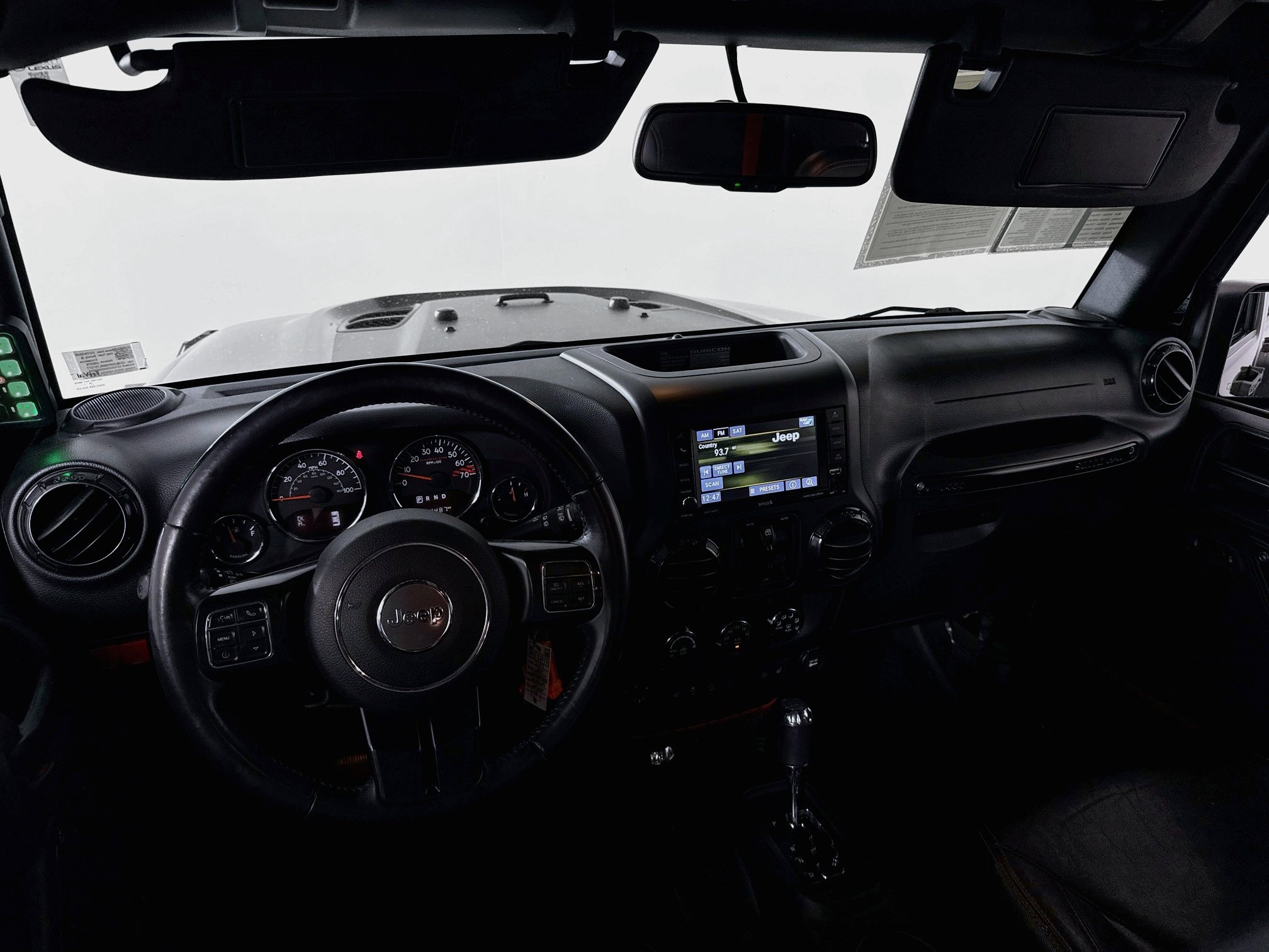 Used 2017 Jeep Wrangler Unlimited Rubicon AWD/4WD image 22