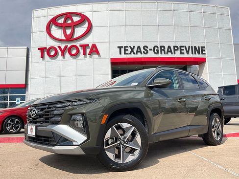 Used 2025 Hyundai Tucson SEL image 2