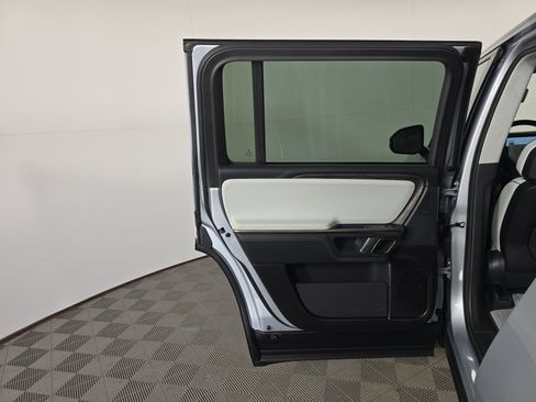 Used 2023 Rivian R1S Launch Edition AWD/4WD image 17