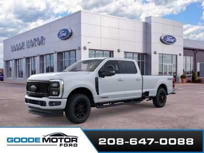 New 2026 Ford F350 Lariat w/ Black Appearance Package