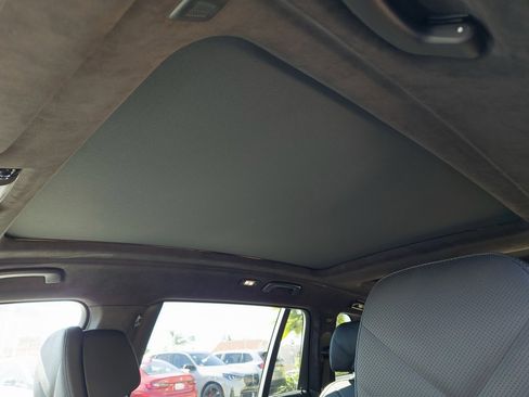 New 2026 BMW X7 xDrive40i w/ M Sport Package image 17