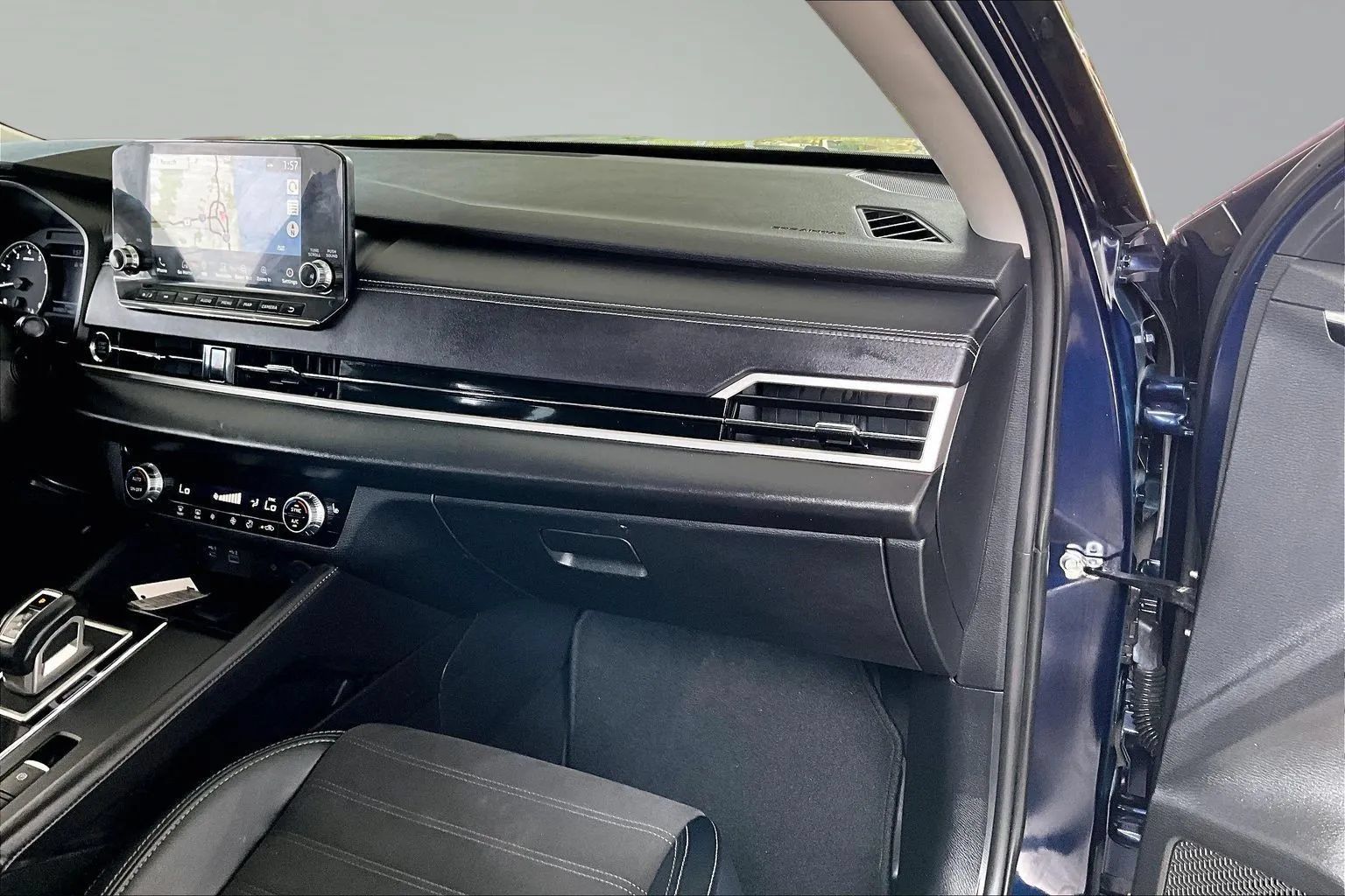 Used 2024 Mitsubishi Outlander SE FWD image 24