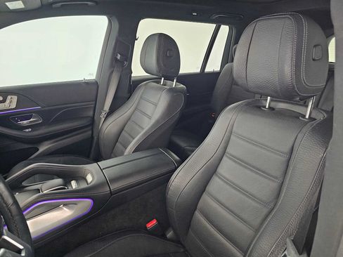 Used 2023 Mercedes-Benz GLS 580 4MATIC image 30