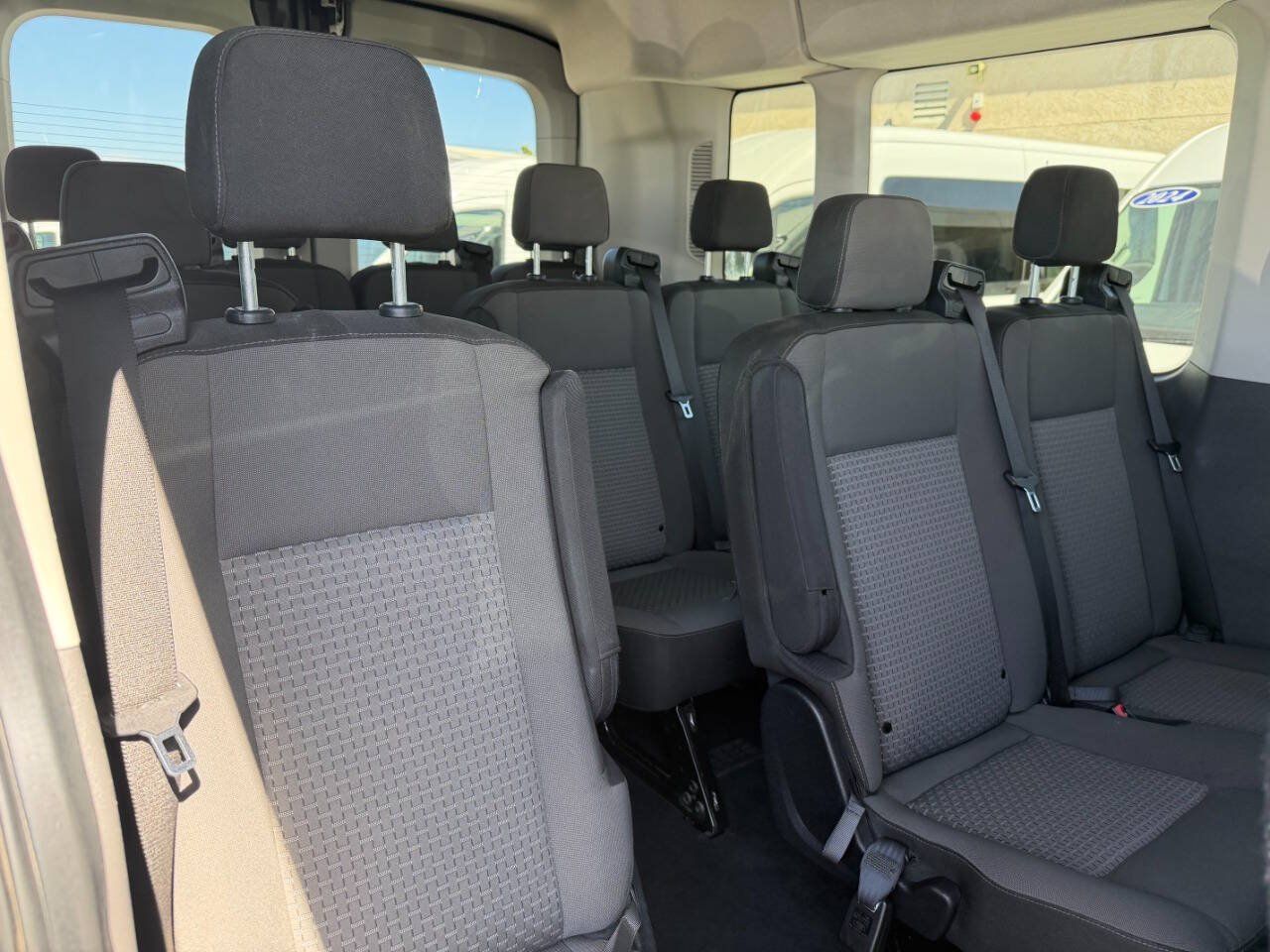 Used 2025 Ford Transit 350 XLT RWD image 28