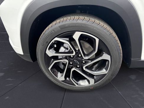 New 2026 Chevrolet Trax RS image 14