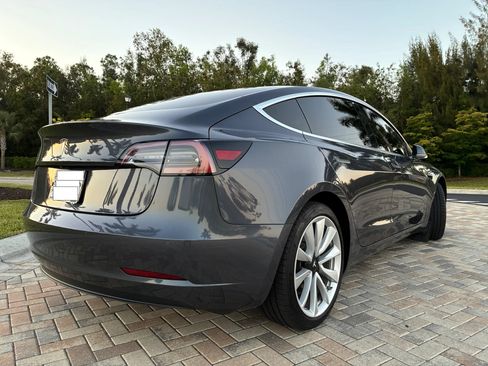 Used 2019 Tesla Model 3 Long Range RWD image 14