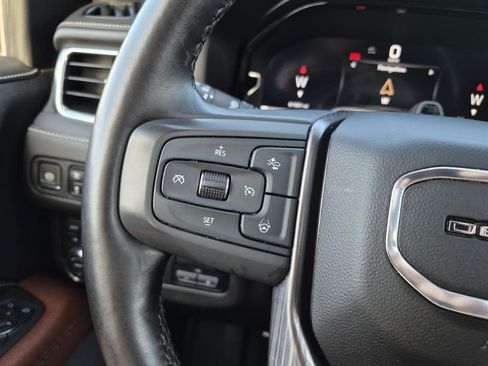 Used 2023 GMC Yukon Denali Ultimate w/ LPO, Floor Liner Package AWD/4WD image 26