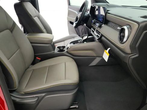 New 2026 Chevrolet Colorado ZR2 AWD/4WD image 37