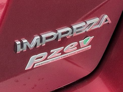 Used 2012 Subaru Impreza 2.0i Premium image 13