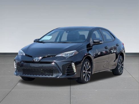 Used 2017 Toyota Corolla SE image 9