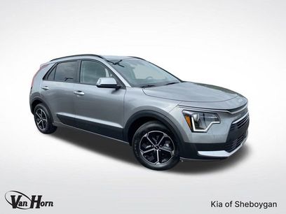 New 2025 Kia Niro EX
