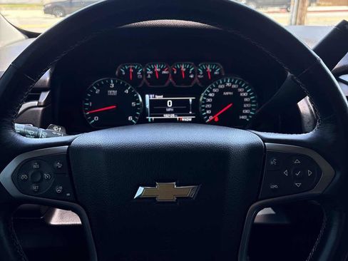 Used 2016 Chevrolet Suburban LTZ RWD image 32